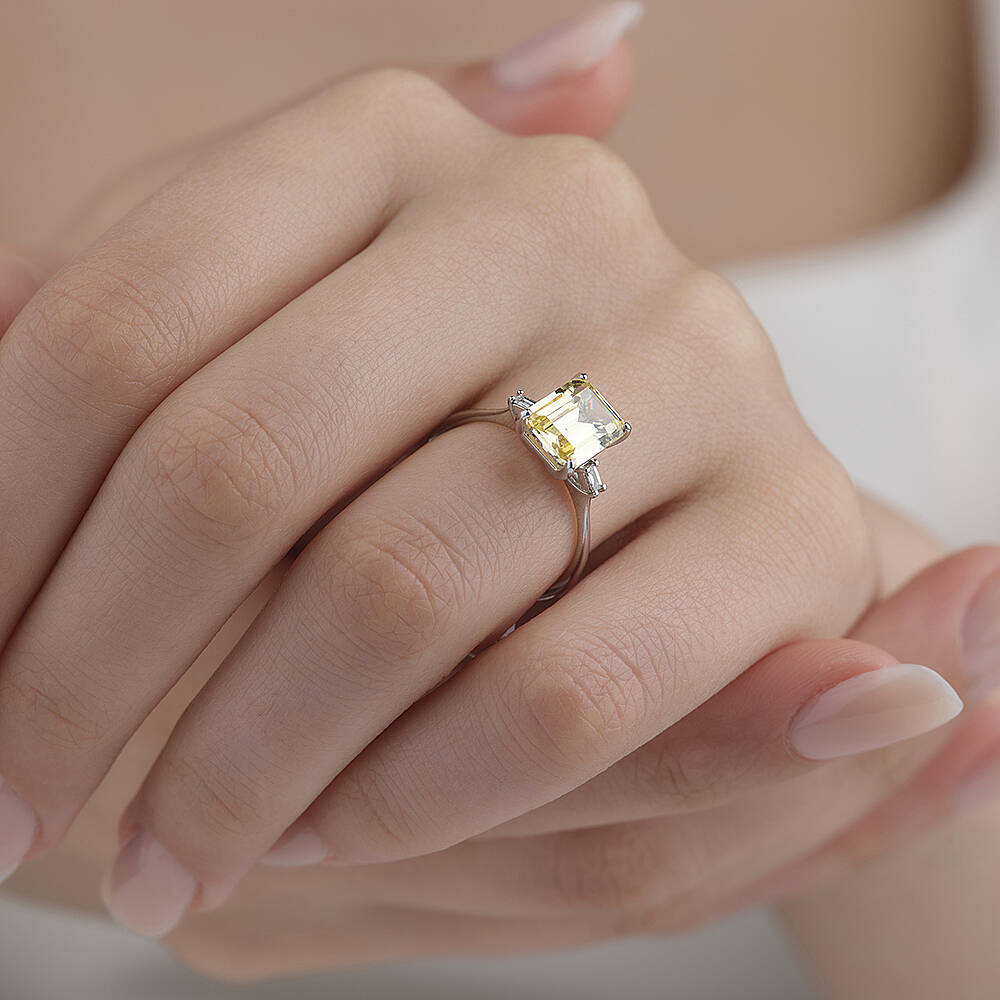 3.93 Karat Sarı Topaz Pırlanta Yüzük - 3